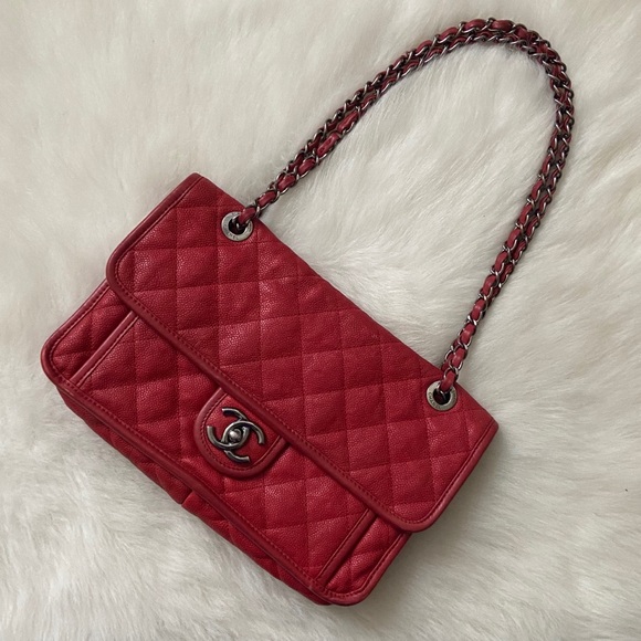 Chanel French Riviera Medium Flap Bag - Picture 3 of 11